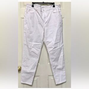 Style & Co. Women's Size 18L Mid Rise Curvy-Fit Skinny Jeans Bright White